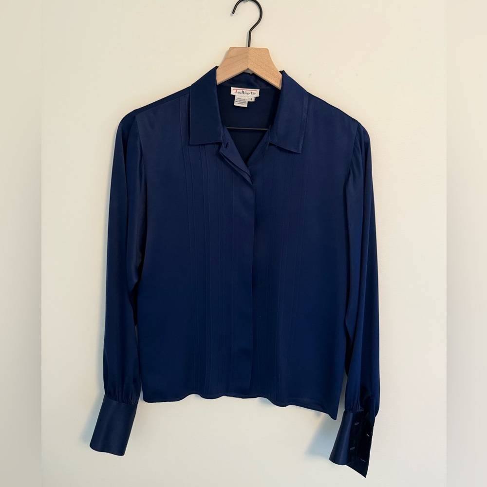 VINTAGE Talbots Blue Button Down Silk Shirt Long Sleeve Relaxed - SMALL